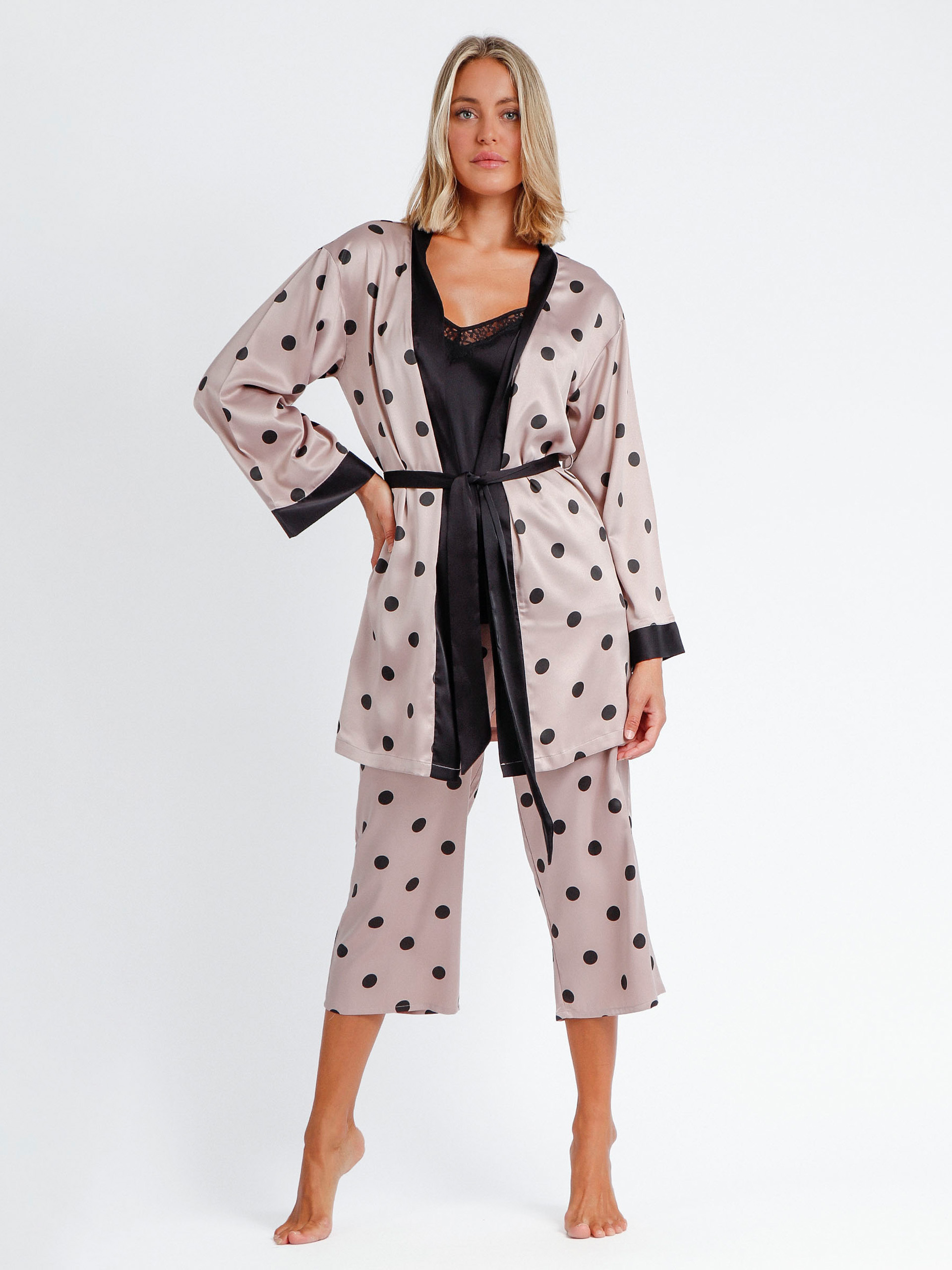 BATA SEÑORA ELEGANTE LUNARES ADMAS 67002