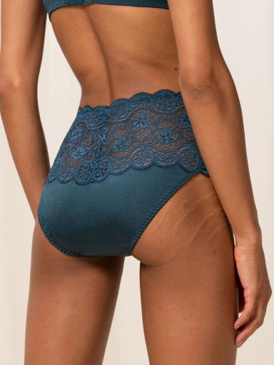 TRIUMPH AMOURETTE 300 MAXI BRIEFS TRIUMPH AMOURETTE 300 MAXI BRIEFS