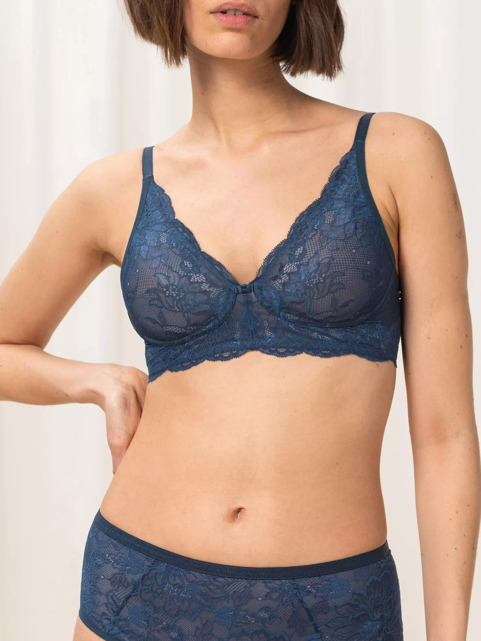 SOUTIEN AMOURETTE CHARM N03