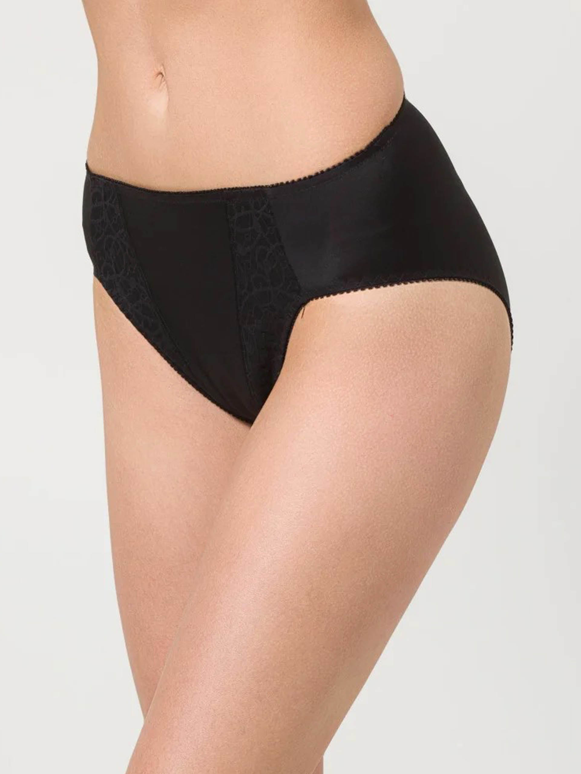 BRAGAS TRIUMPH COMFORT MINIMIZER TAI