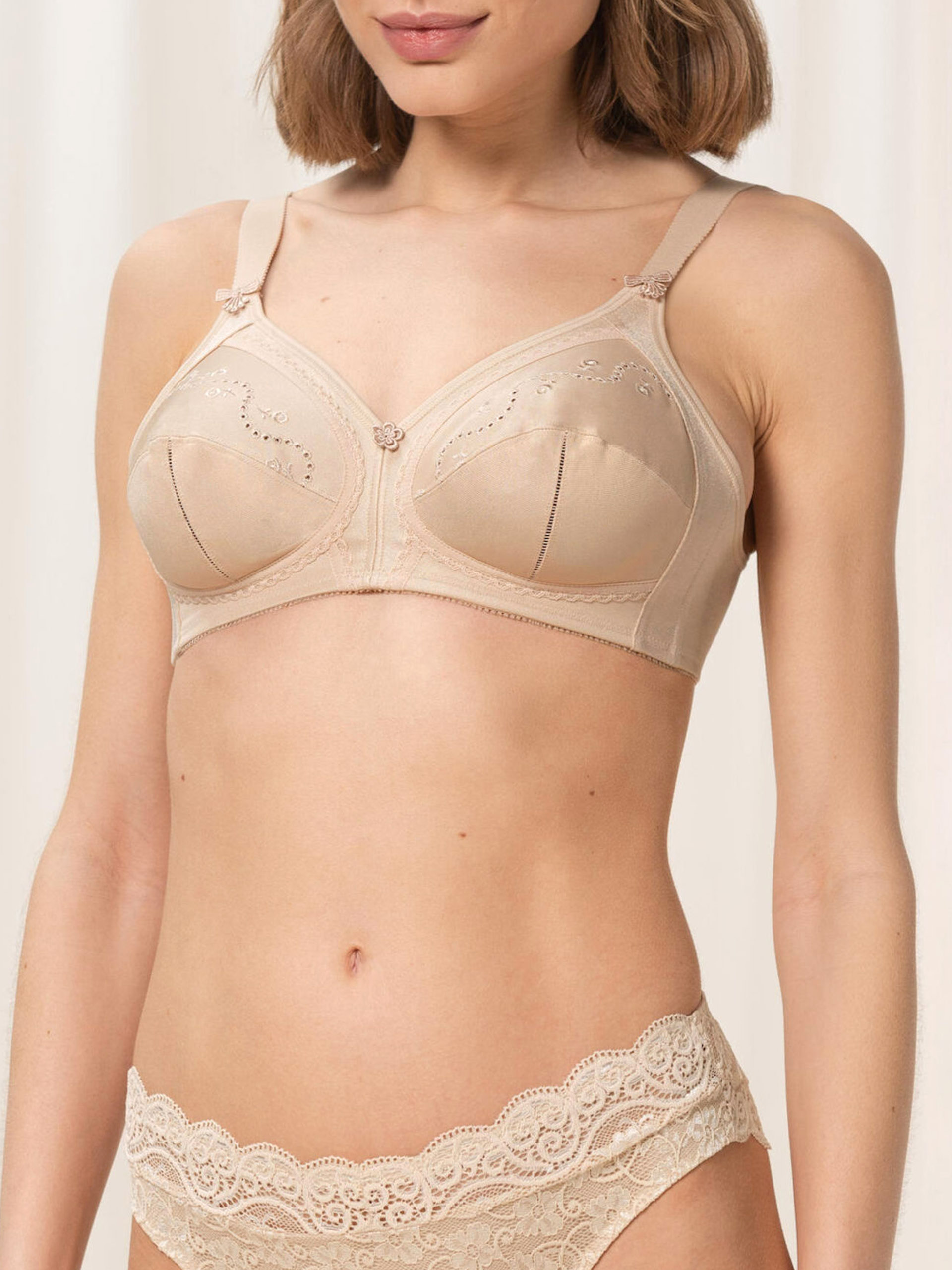 SOUTIEN TRIUMPH DOREEN+COTTON 01