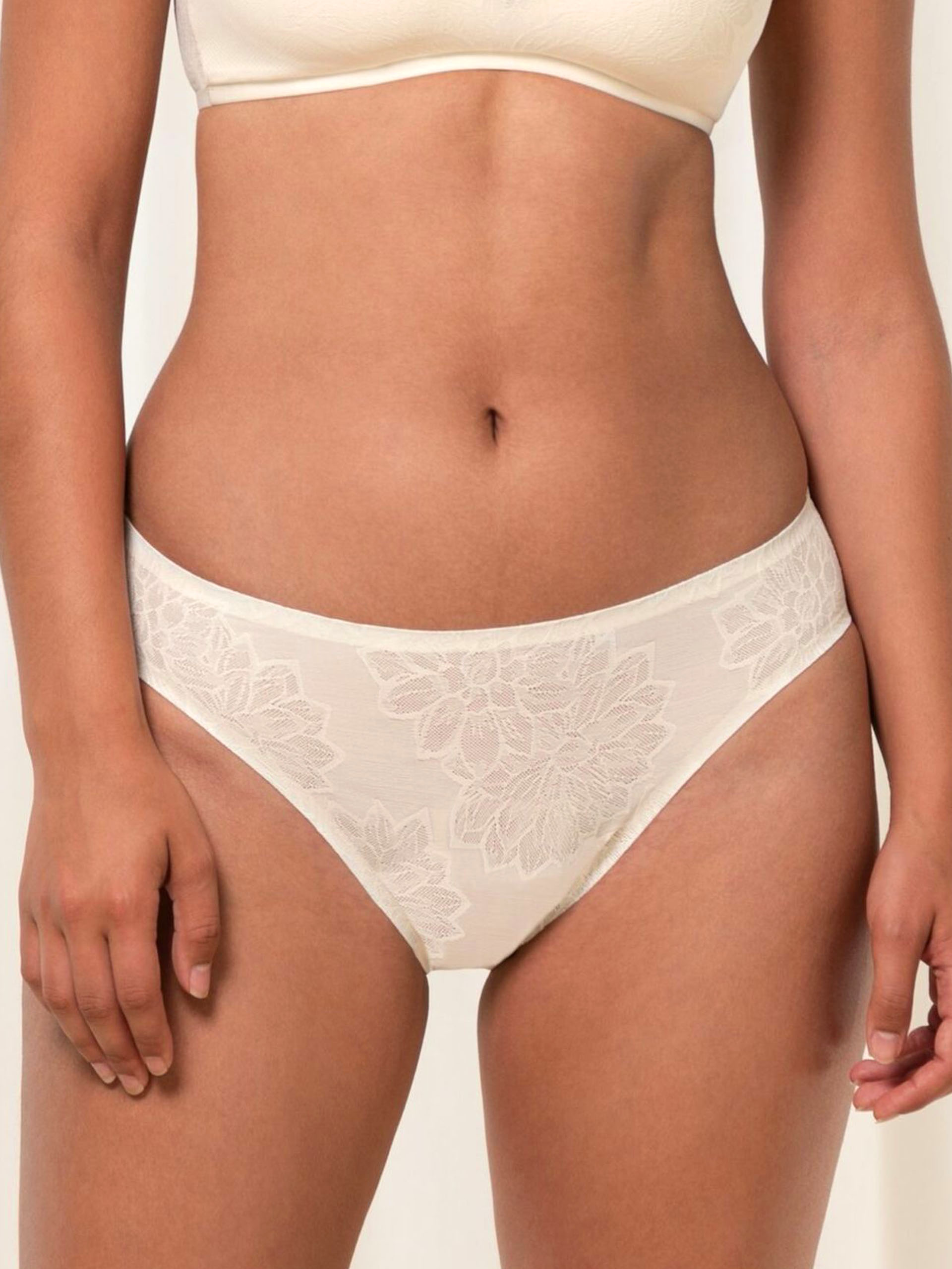 BRAGAS TRIUMPH FIT SMART TAI