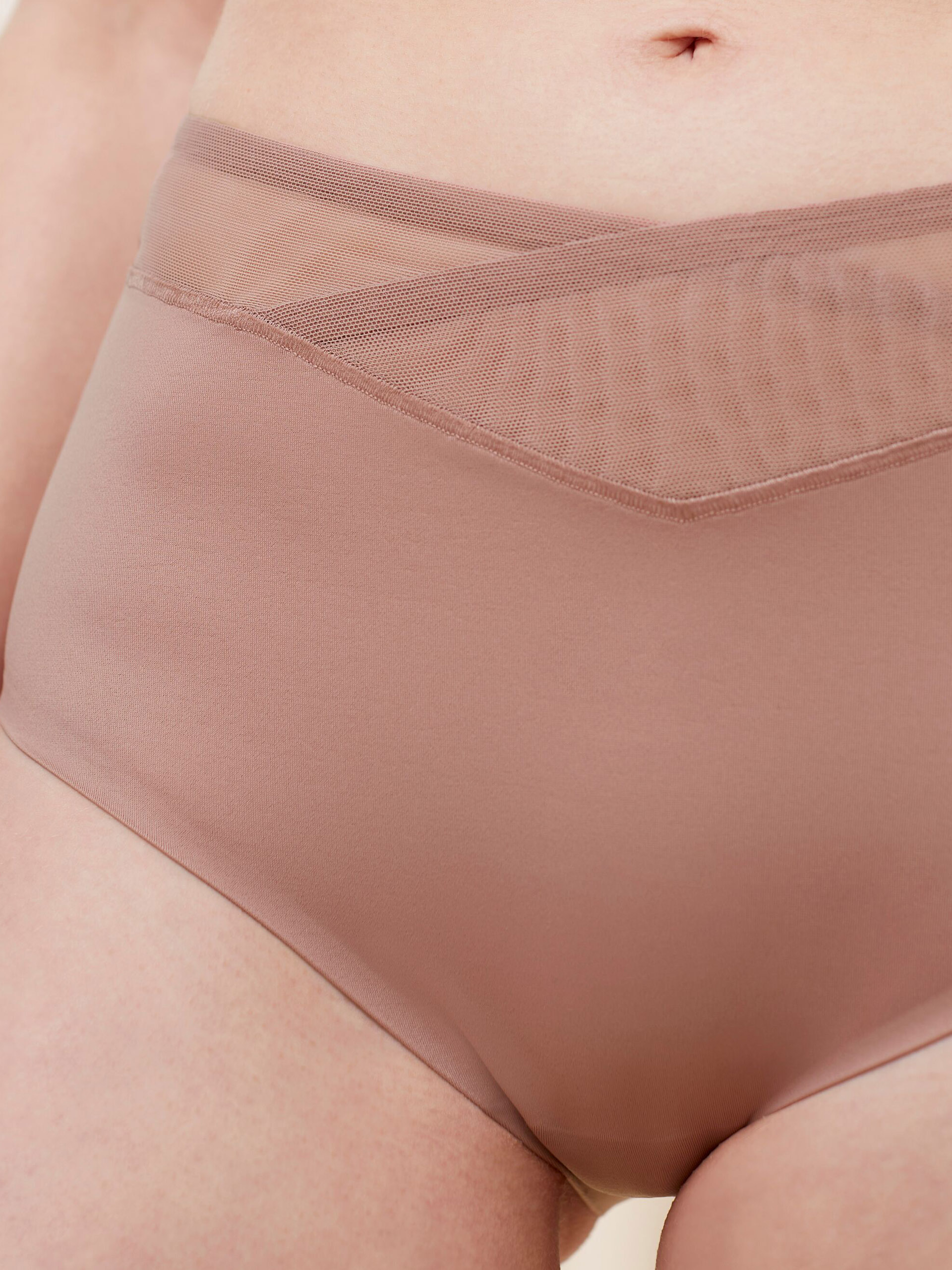 TRIUMPH BRIEFS TRUE SHAPE SENSATION MAXI