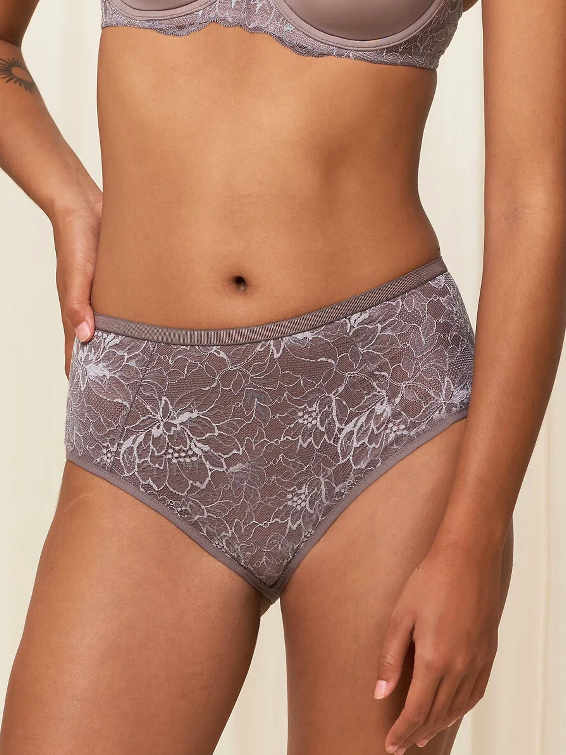 TRIUMPH UNDERWEAR AMOURETTE CHARM T MAXI 01