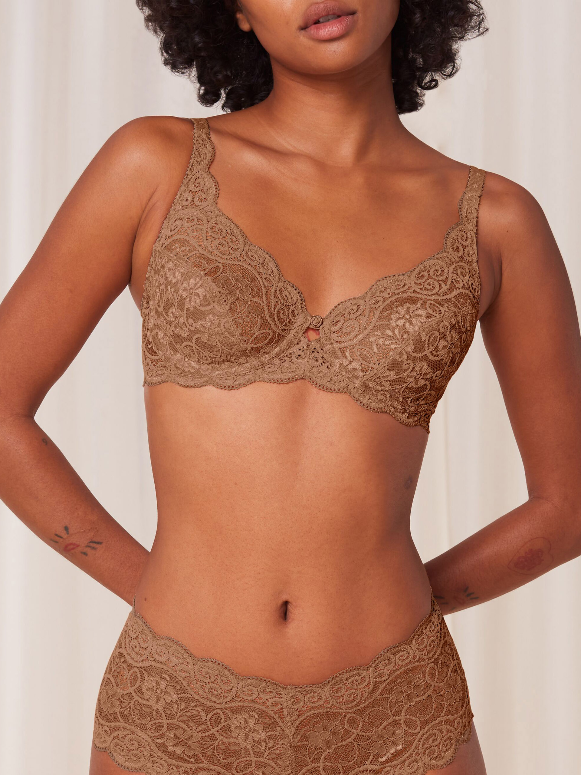 SOUTIEN TRIUMPH AMOURETTE 300 W