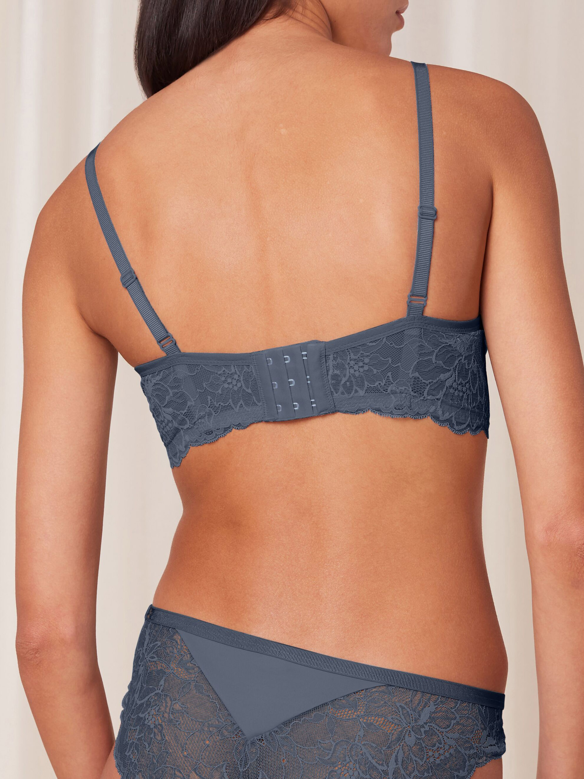 SUJETADOR TRIUMPH AMOURETTE CHARM T N03