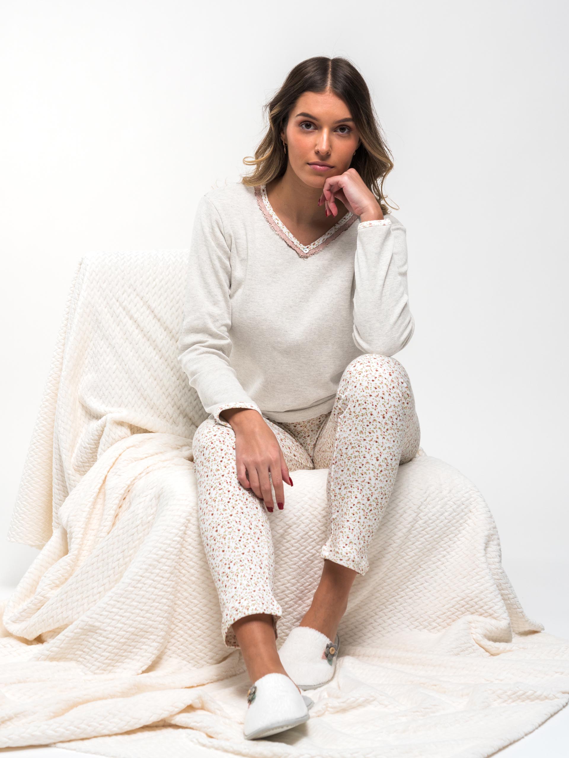 PIJAMA SENHORA LANGIARTE BY MIRA 8202MW