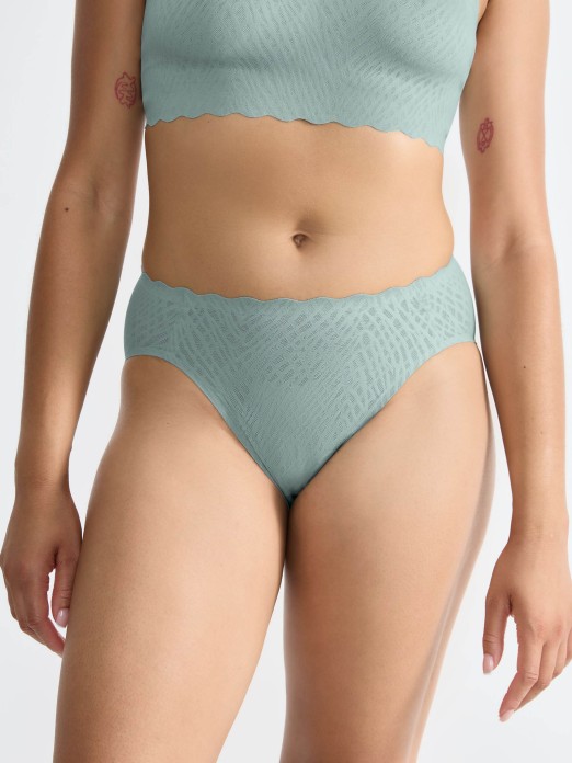 CUECA SLOGGI ZERO FEEL BLISS HIGH LEG