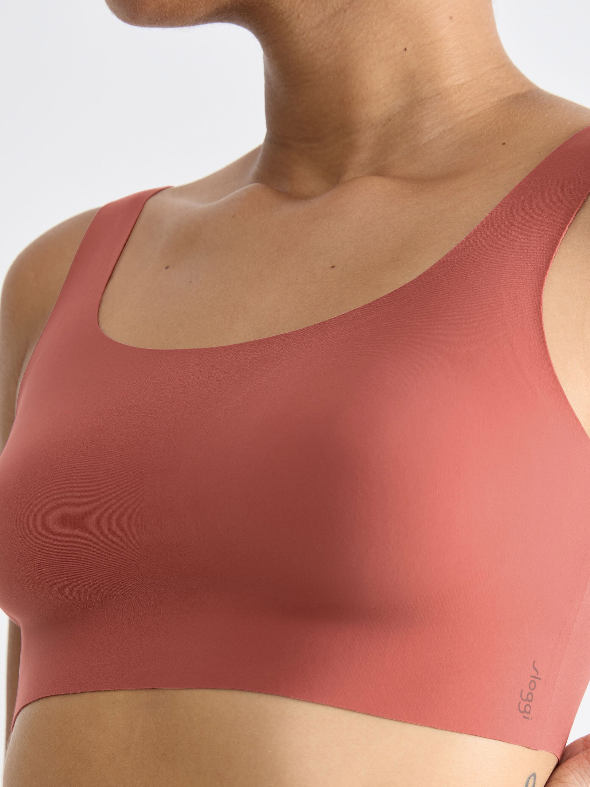 SLOGGI ZERO FEEL 2.0 TOP BRA