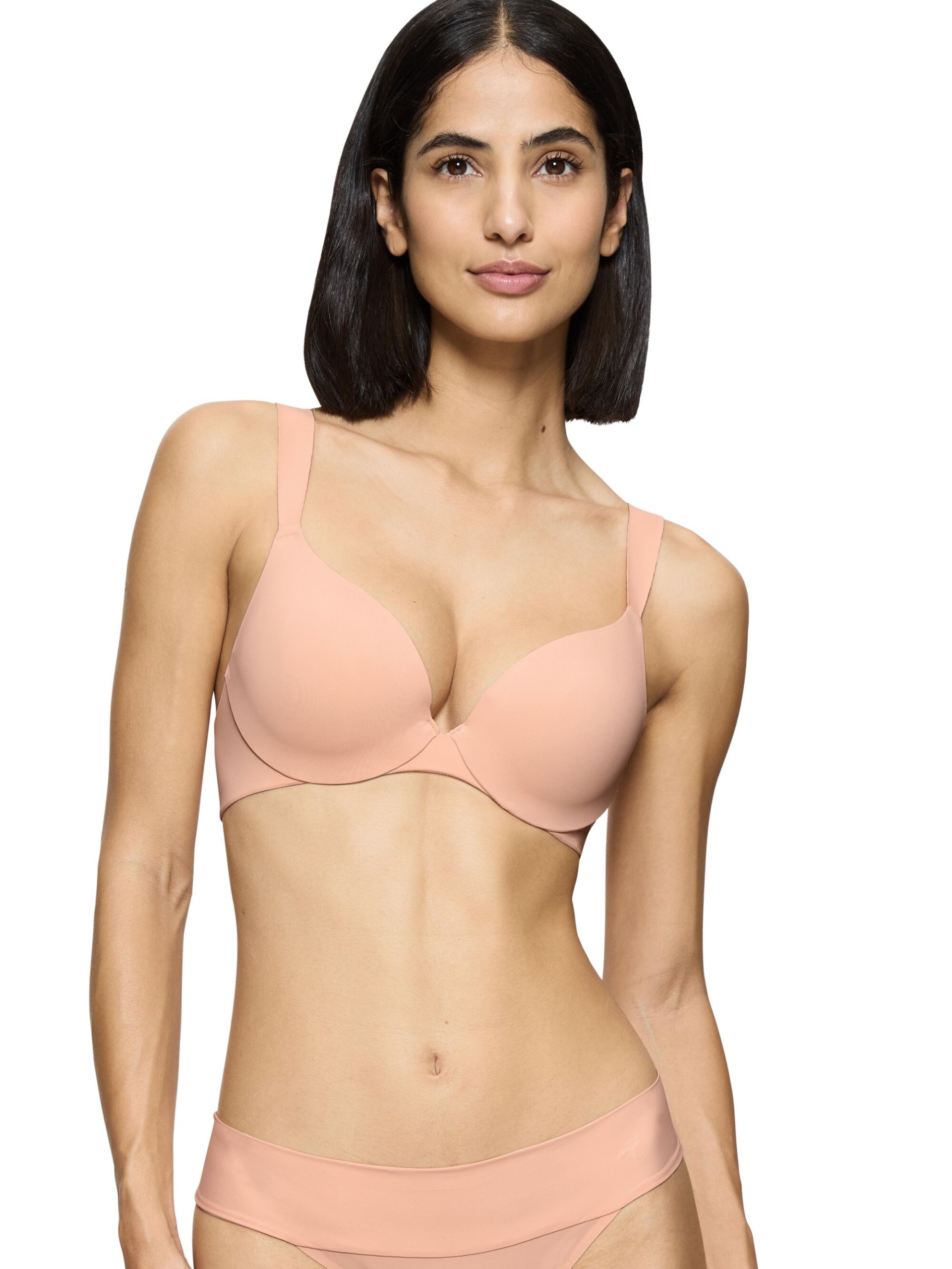 SOUTIEN TRIUMPH BODY MAKE-UP ILLUSION WP