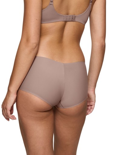 CUECA TRIUMPH BODY MAKE-UP ILLUSION SHORTY