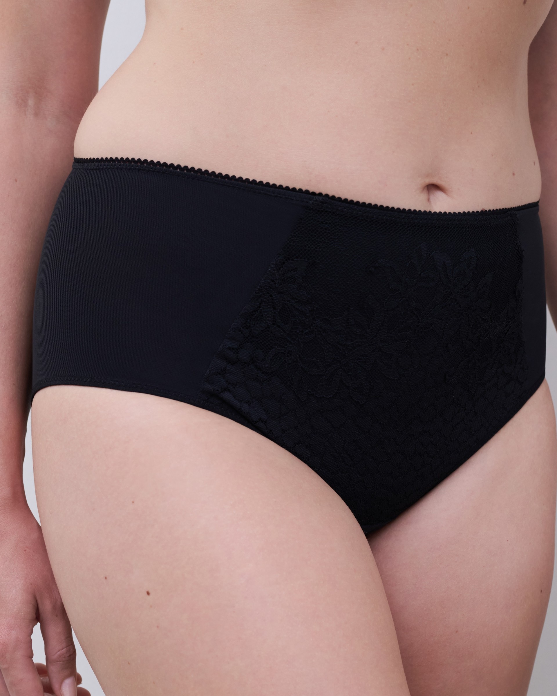 ROPA INTERIOR CHANTELLE 16IC5