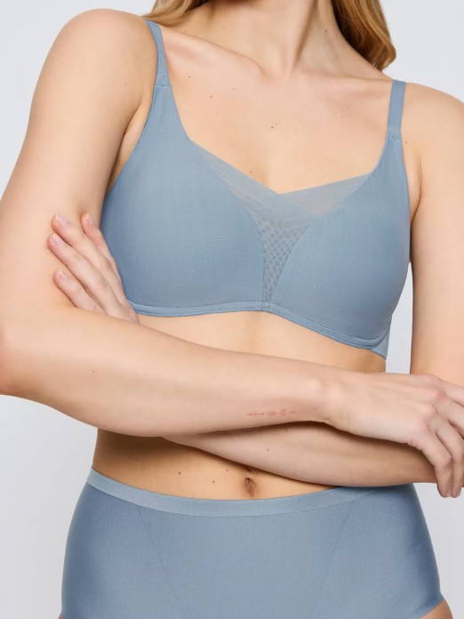 TRIUMPH SHAPE SMART BRA P