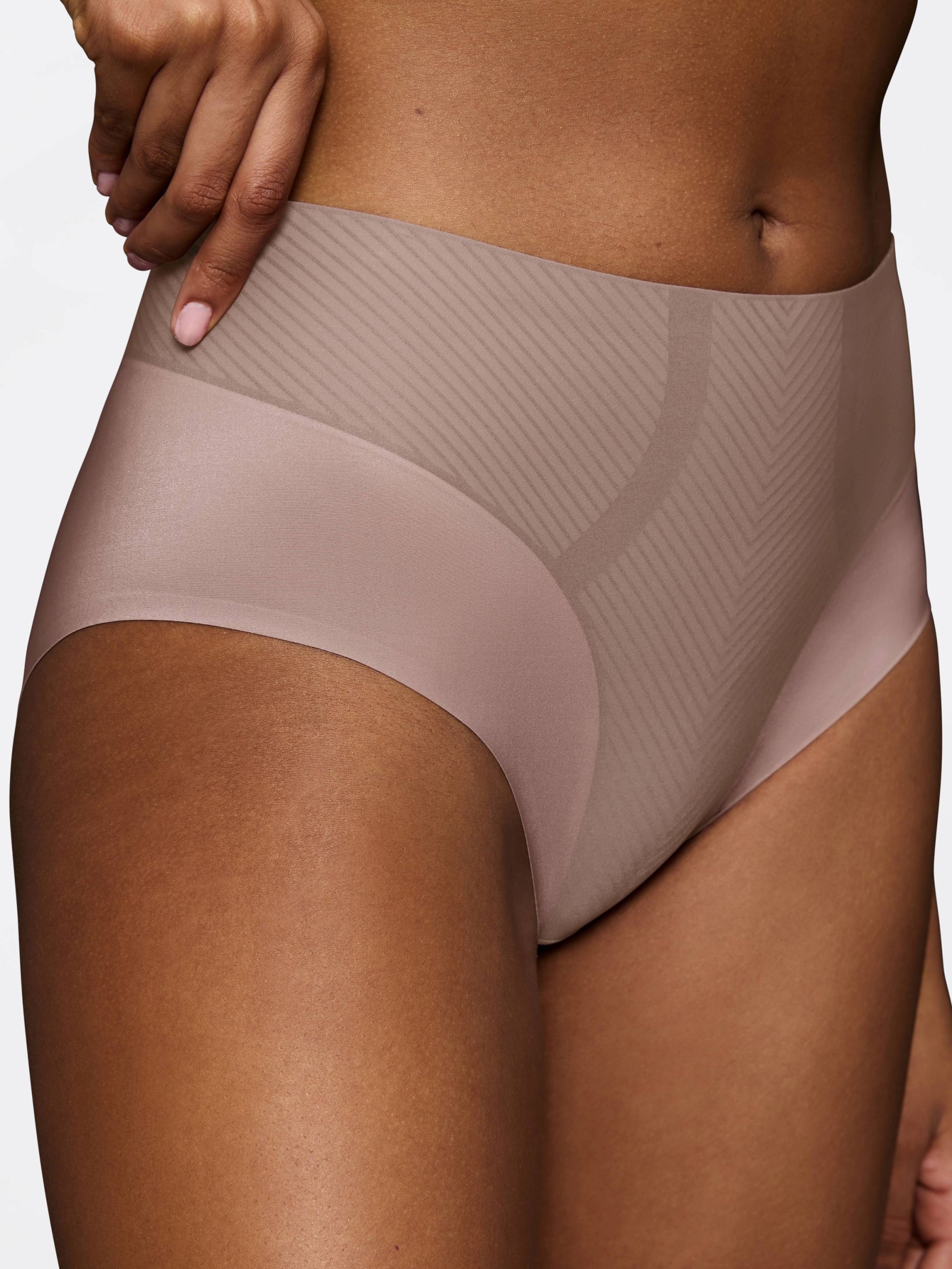 CUECA TRIUMPH BMU ILLUSION CURVE MAXI