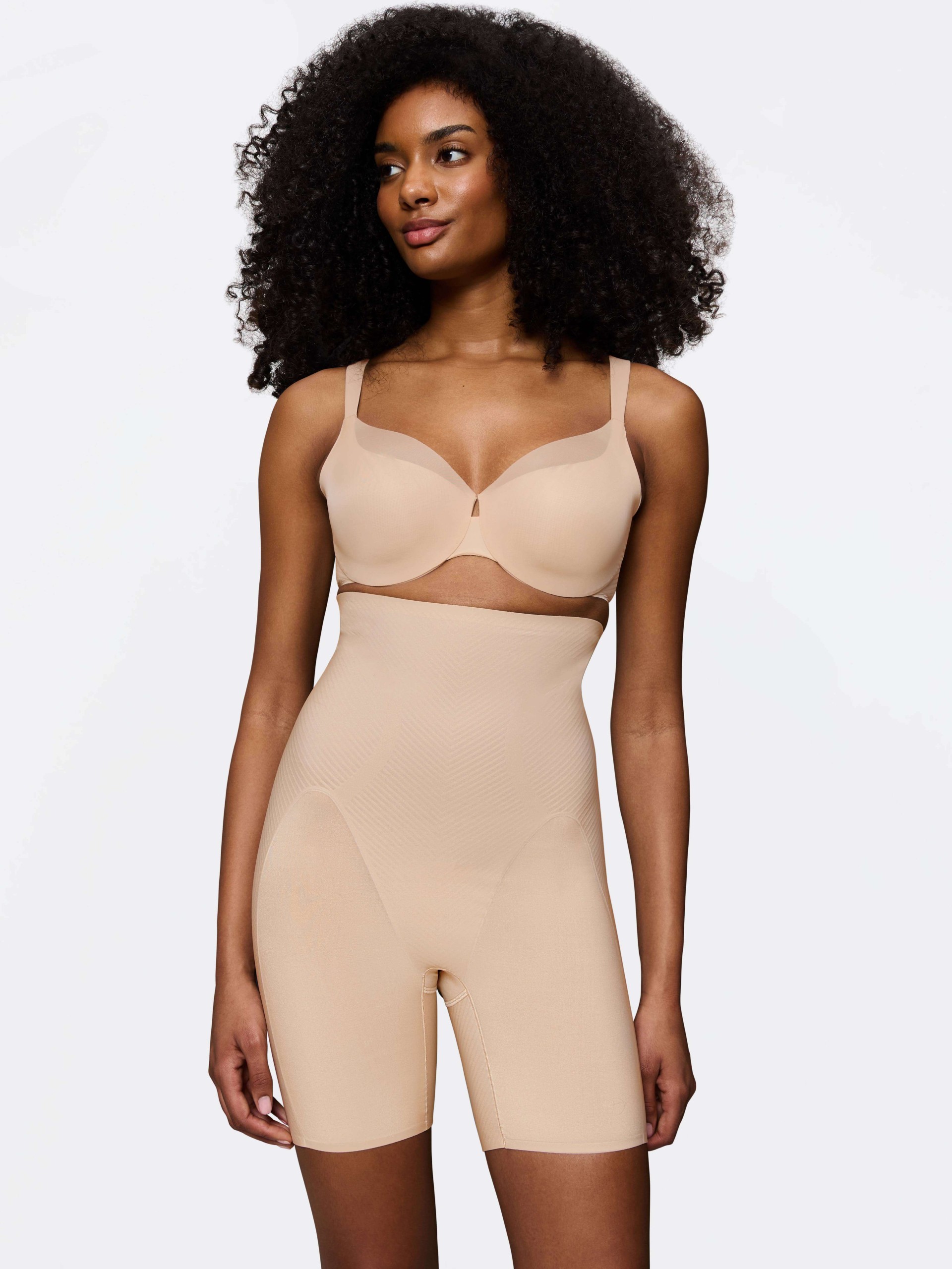 CINTA TRIUMPH BMU ILLUSION CURVE SUPER HW MID-THIGH