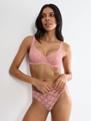 SOUTIEN TRIUMPH AMOURETTE WHP