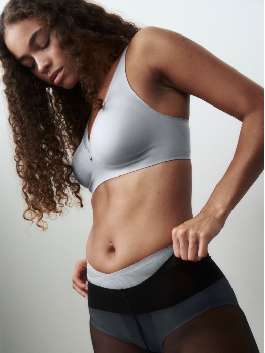 TRIUMPH TRUE SENSATION T SHAPE BRA N01